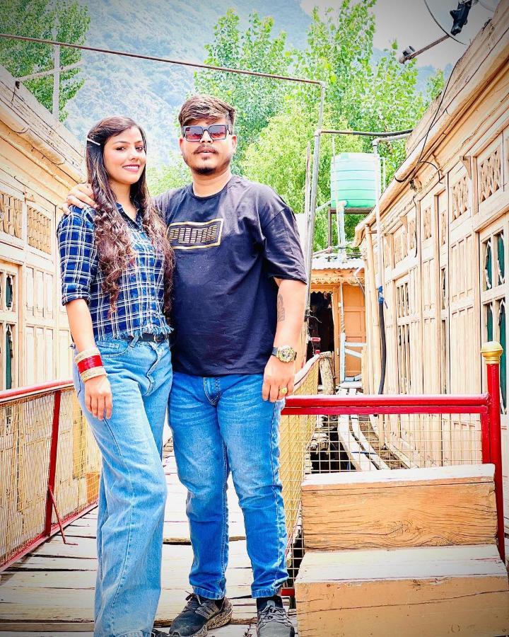 ホテル Lala Rukh Group Of Houseboats Srīnagar エクステリア 写真